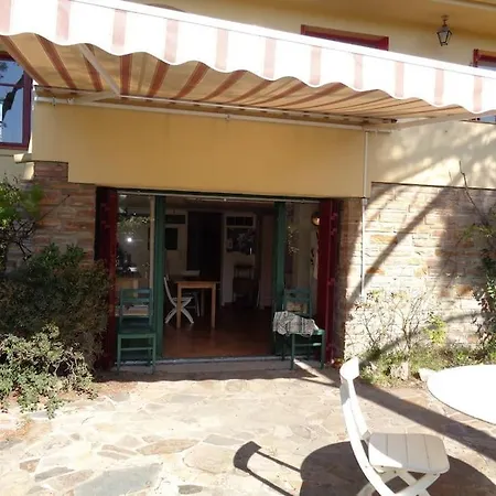 Lou Cigaloun 10 Pax בית נופש Saint-Raphaël