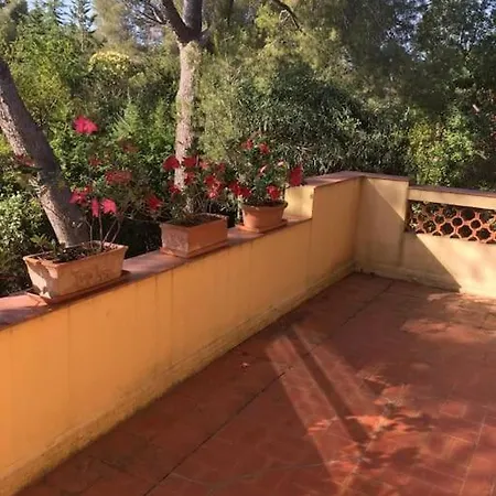 Lou Cigaloun 10 Pax בית נופש Saint-Raphaël